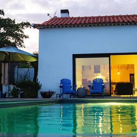 Private With Pool And Magnificent View Vila