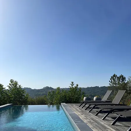 Private With Pool And Magnificent View Vila